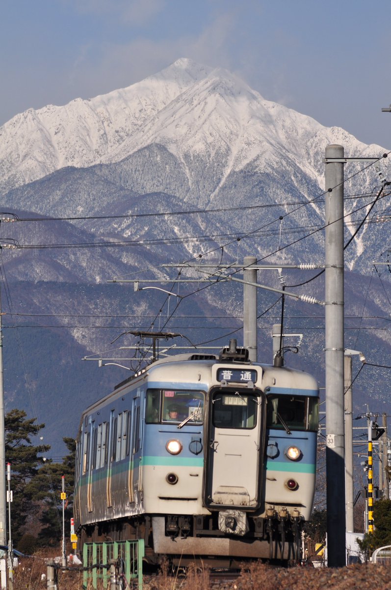 115系 #長野色 過去の画像を探していたらなんか出てきますた・・・ 左
