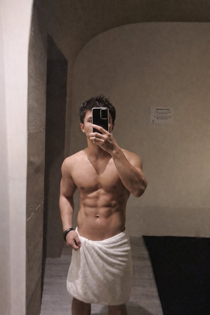 Theo LV tweet media