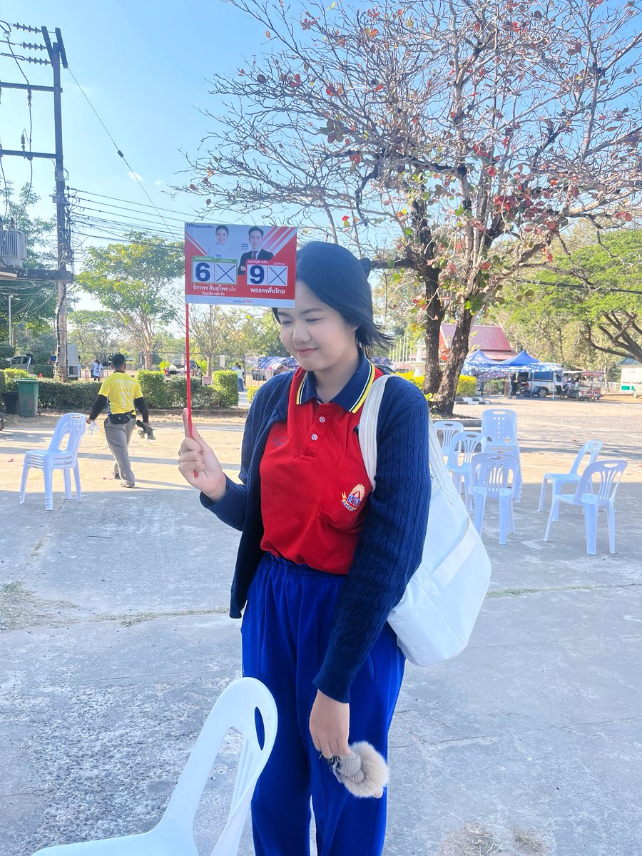 floweryher's tweet image. รักค่ะ มาไม่ทันแต่ก็กาเหมือนเดิม . . .