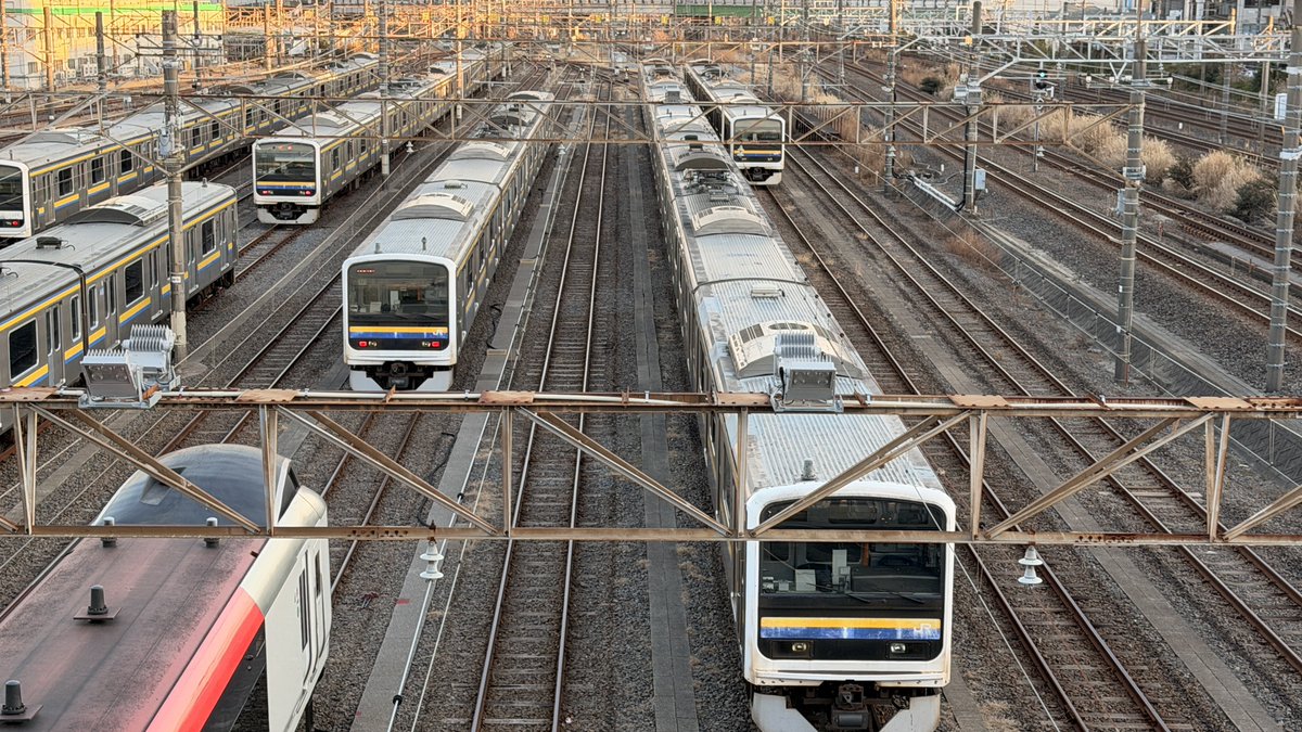 幕張車両センターにC1,C3編成見に行ったけどいなかった😢
どこさ行ったの？