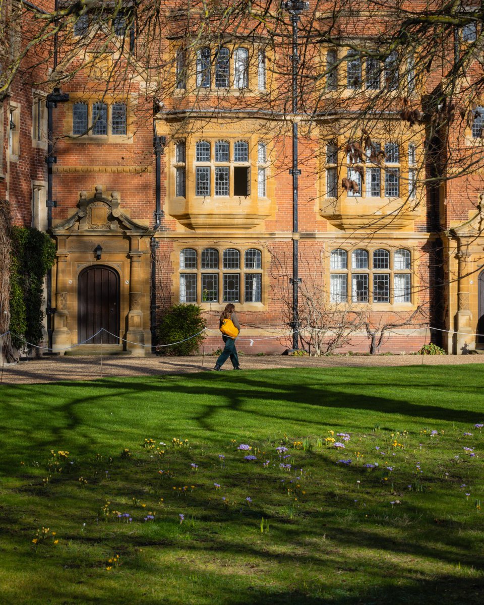 Cambridge University tweet media