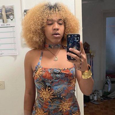 MLFDN2's tweet photo. #NouvellePhotoDeProfil https://t.co/ts0KRDcCzX