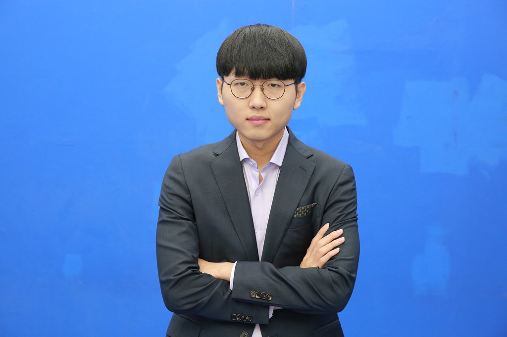 1億人のヒカルの碁ファンの皆様へお知らせです。
日本が20年ぶりの優勝目指す世界団体戦(勝抜方式)が壮絶な展開になってます

残り棋士
日　井山裕太(2度国内全冠王)、一力遼(現日本最強)
中　王星昊(現世界3位)、丁浩(現世界2位)
韓　朴廷桓(世界戦約10回優勝)、申真諝(現世界最強)
#囲碁
#ヒカルの碁