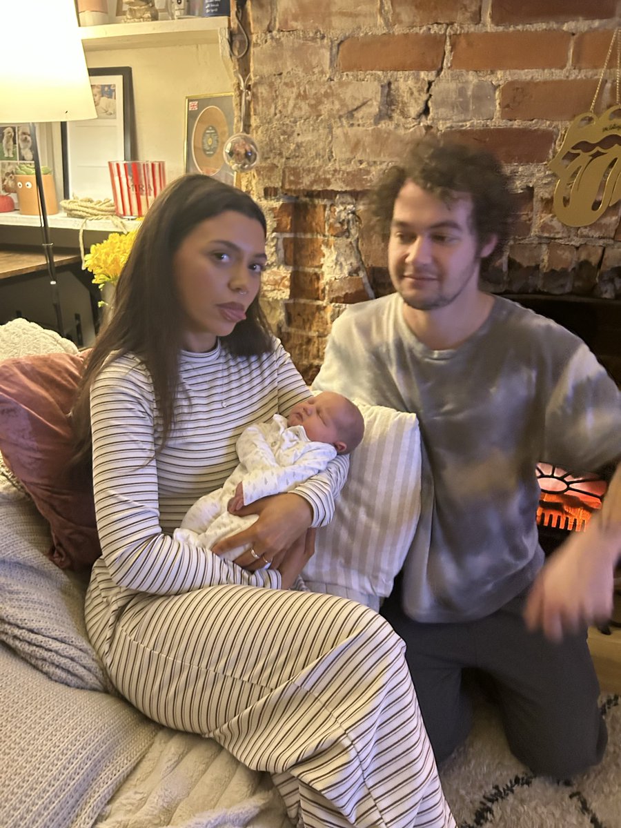time2getgroovy's tweet photo. in my auntie era 👶🏽 https://t.co/zz2a9kiu64