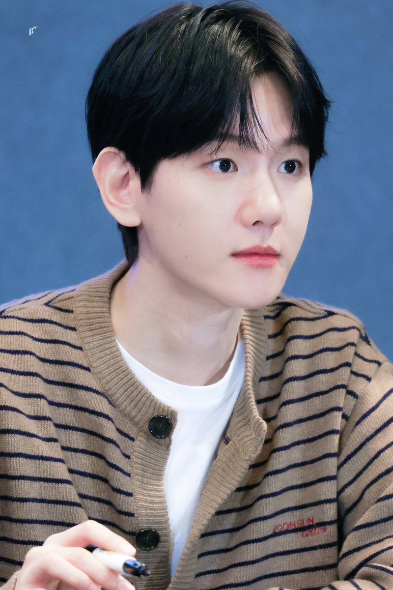 Berryyu56 tweet media