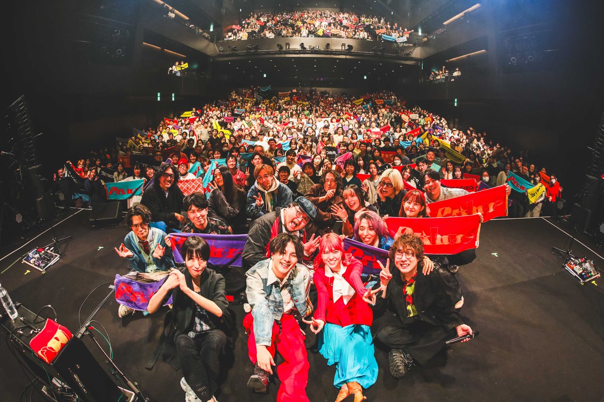 THE BONDS 2026
-THANKS 10TH GIGA-
2026.02.01(sun)サンケイホールブリーゼ

熱気に満ちた最高のフィナーレ🎉
この3組だから起きた化学反応で、会場全体が熱く「ボンズ」したスペシャルな1日でした🔥

ここからジャイガ10周年イヤーがスタート‼️
