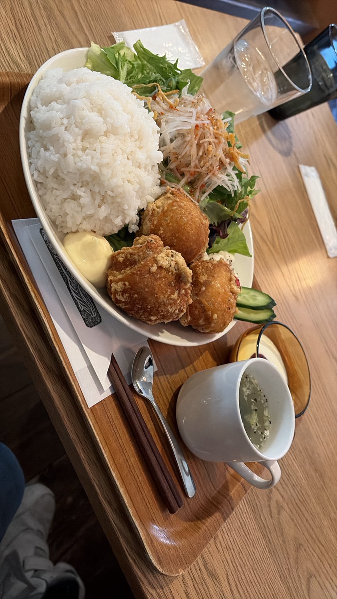 優秀でセンスしかねえ私でも連勤は疲れるしペース落ちるでなまあ早えし綺麗だけど。
マッサージ行きたい