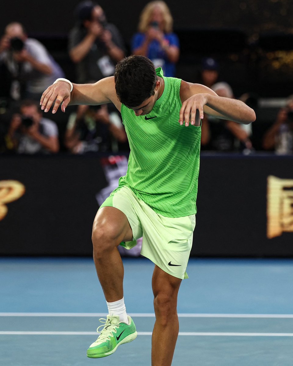💥 ÚLTIMA HORA: ¡¡¡CARLOS ALCARAZ CONQUISTA SU PRIMER OPEN DE AUSTRALIA!!!

🐐  Con 22 años y 272 días, se convierte en el tenista más joven de la historia en conquistar todos los Grand Slam, y en alcanzar los 7 en total.

🇪🇸🏎️ El 8 de marzo, España tiene otra cita con la