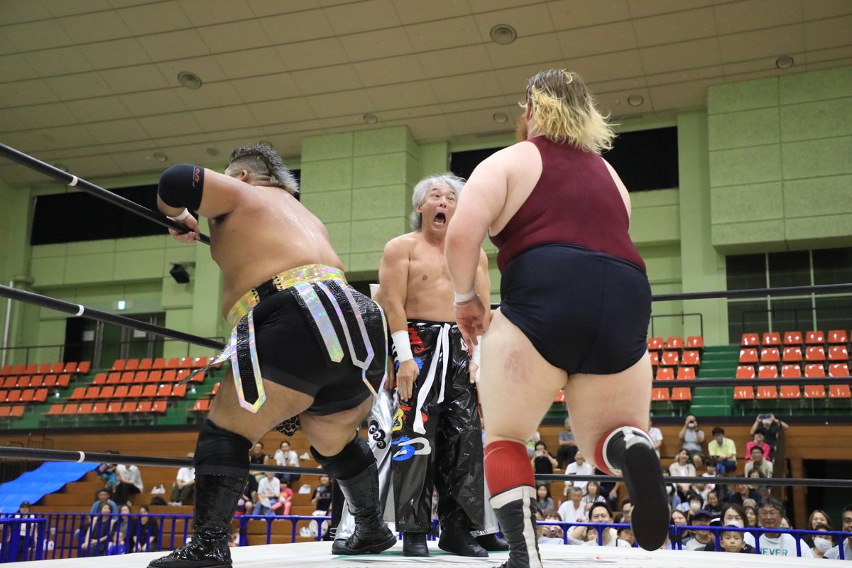 Liam Jones • リアム・ジョーンズ tweet media