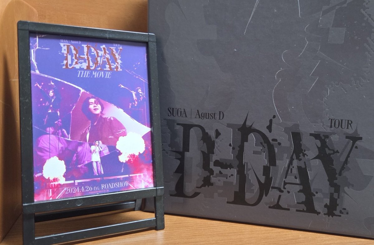 “空白期を埋められるように”って、あの時期にソロコンやってくれたこと、本当にありがとう、って今もしみじみ感じてる。

 #AgustD   #D_DAY