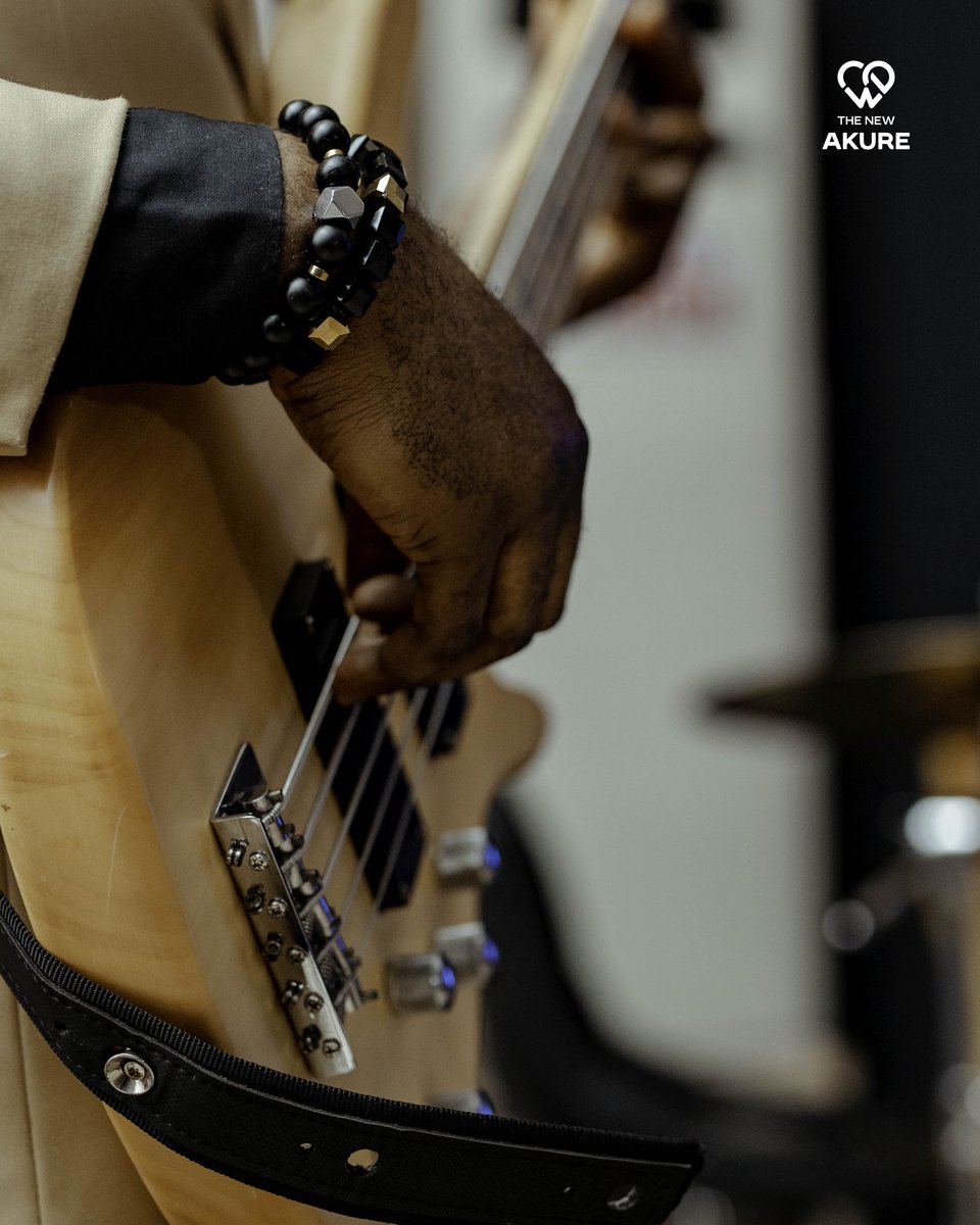 What a friend we have in Jesus: God our Father, our Lord, and our faithful Friend 🤍
#FriendTies #WeAreTheNew #ILoveThisChurch #ExplosiveYear