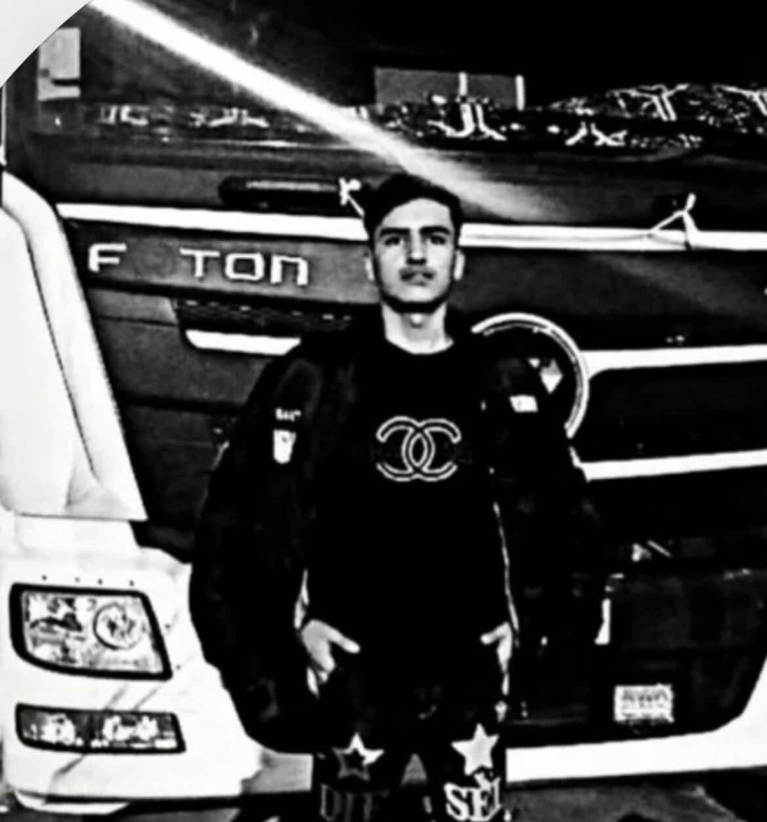 فواد چوبین tweet media