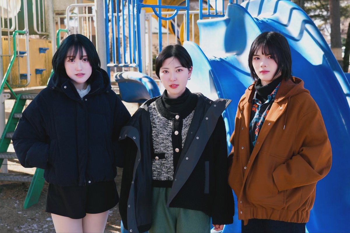 biscuit_lovers_'s tweet photo. We are ビスケット同好会🎤🎸🥁

❤️Vo./Ba. MOMOSE（@biscuit_mms ）
💙Gt. SAKU（@biscuit_39 ）
💚Dr. KANAN（@kanan_kanzaki ）

2026.4 DEBUT💥💥💥

 #福島県
 #ガールズバンド
 #ビスケット同好会 https://t.co/bCotrWtqsA
