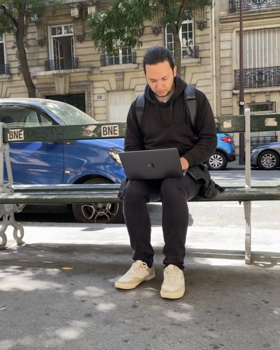 Georg Roch tweet media