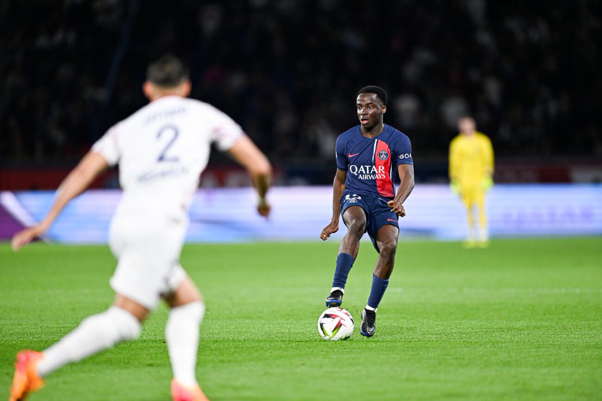 OstbelDirekt's tweet image. AS Eupen leiht Yoram Zague von Paris Saint-Germain (PSG) aus #KASEupen @KasEupen 
ostbelgiendirekt.be/psg-aus-435113