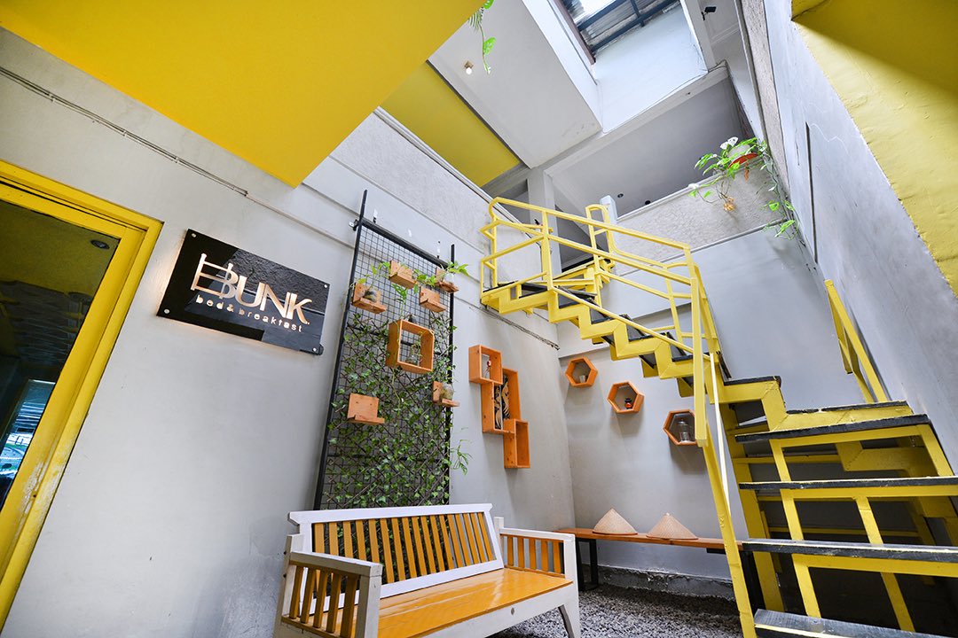 Bunk Bed n Breakfast tweet media