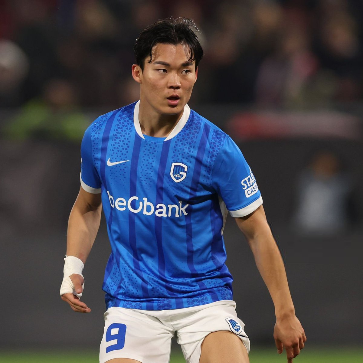 Beşiktaş, Genk'in santrforu Hyeon-gyu Oh için şartları zorluyor.

Oyuncu, Beşiktaş'ta oynamaya sıcak bakıyor. Sergen Yalçın da transfere onay verdi. (Sercan Dikme)