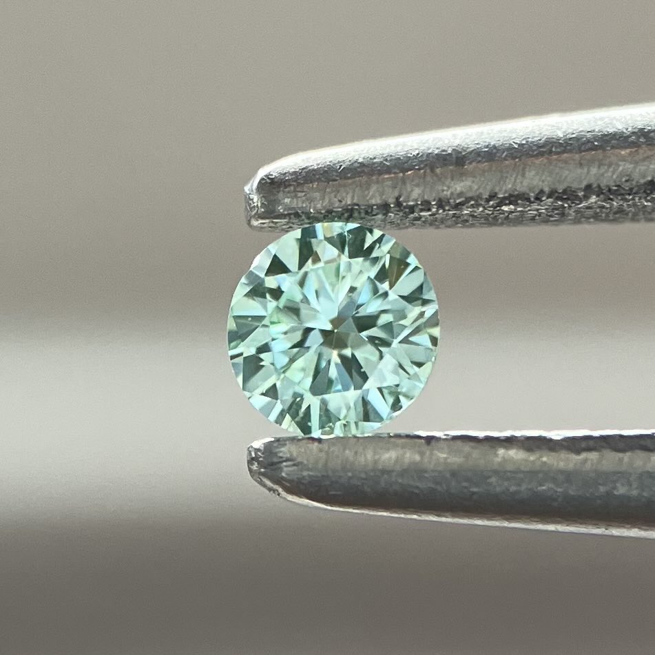 RECEPTION_Jewel's tweet photo. Fancy Bluish Green (GIA)
近日発売予定です🗓️
#グリーンダイヤモンド https://t.co/Rr7WqzM2fq
