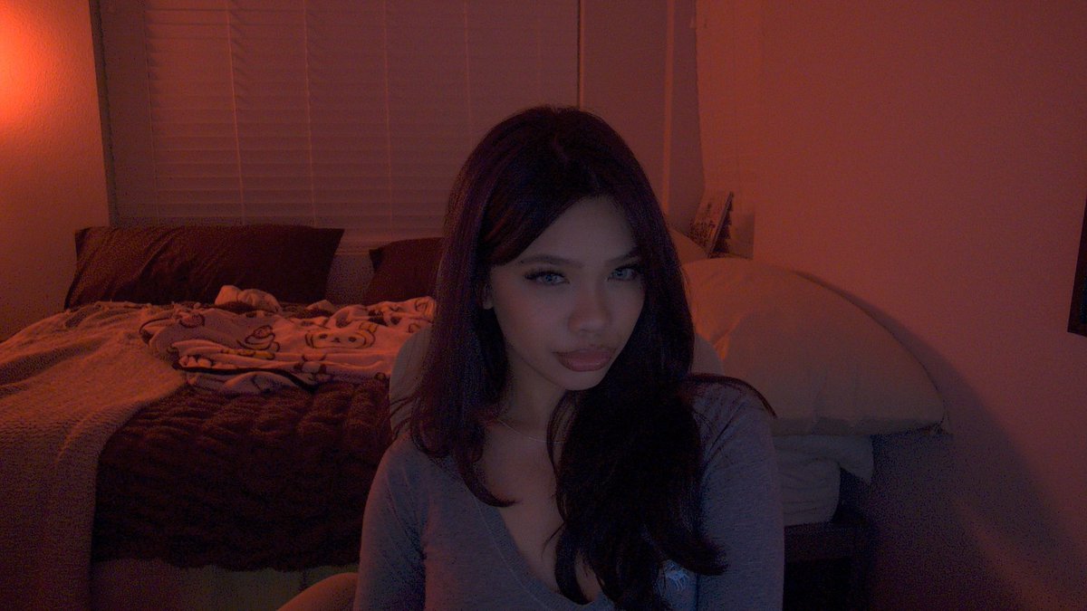 Simoneitl tweet media