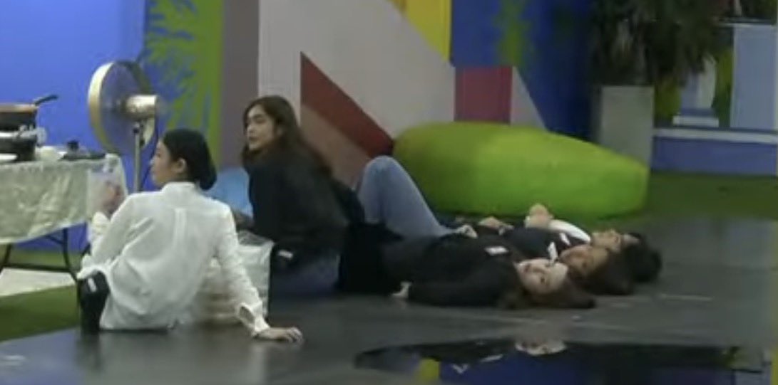 pluiess_'s tweet photo. capkrysmelliza and miggy boi π₯Ί #capliza my multo duo #PBBCollab20Bistro https://t.co/zARDczLvrI