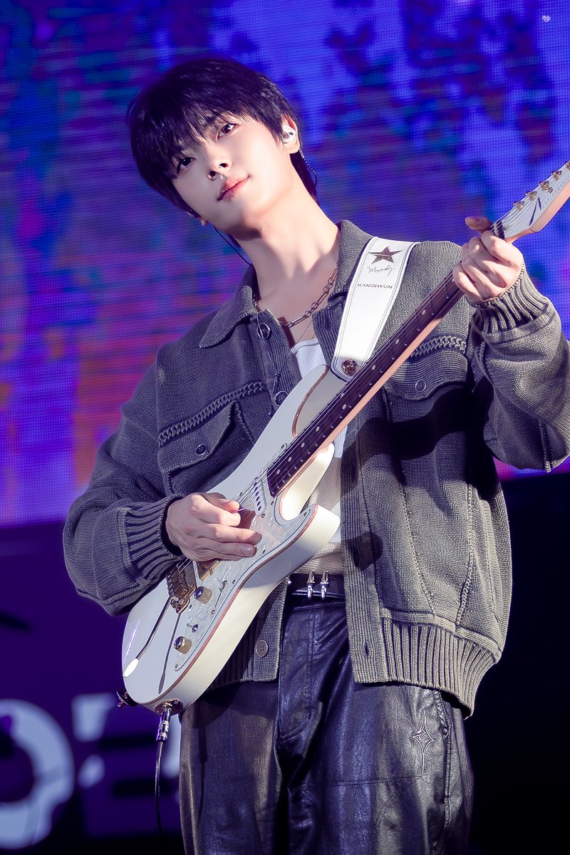 Pluto__ooo's tweet photo. 260131 퍼스트 뮤직 스테이션

#원위 #강현 #ONEWE #KANGHYUN https://t.co/KZEmijHcLR