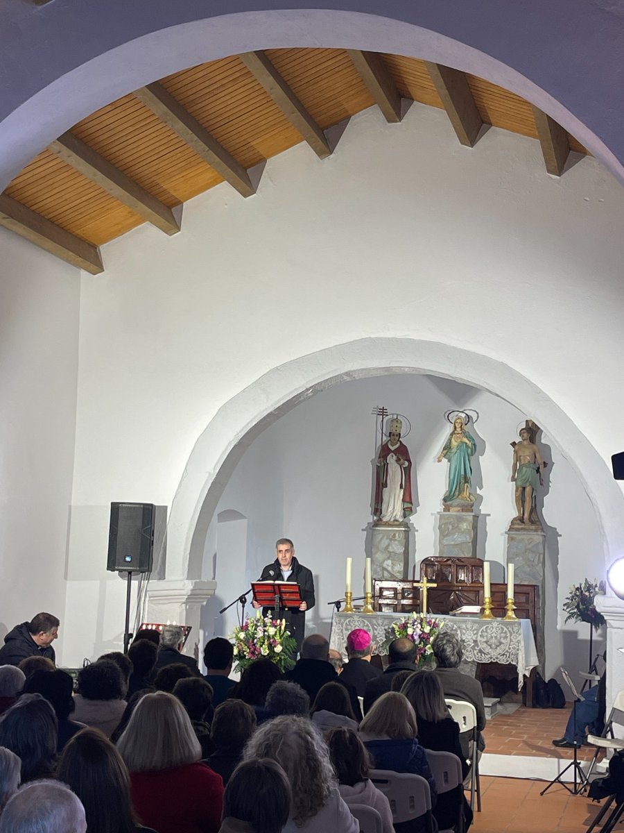 ⛪ Ayer se inauguró la restauración de la ermita de los Santos Mártires San Sebastián y San Fabián de Higuera de la Serena, fruto del convenio de colaboración entre #DipBdjz y <a href="/ArchiMridaBadaj/">Archi Mérida-Badajoz</a>.

Asistió al acto el diputado Abel González <a href="/AG_Ramiro/">Abel González Ramiro</a>.