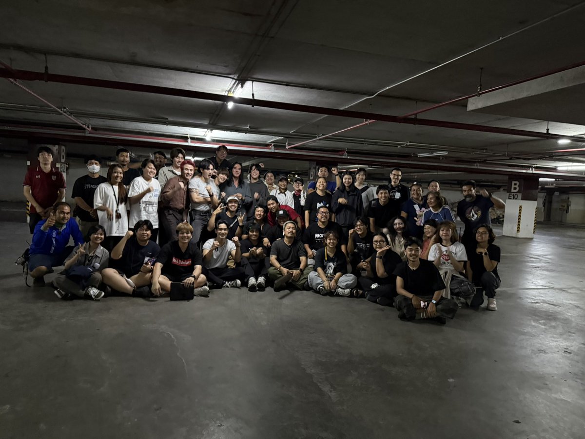 ppoohkt's tweet image. ธูป ธามวัต สันตะสกล
เด็กตาสองสี เห็นผี ไม่เคยได้ใช้ชีวิตเหมือนคนอื่น 
ขอบคุณตัวละครนี้ที่สู้และก้าวข้ามผ่านความกลัวทุกๆอย่าง พูห์ดีใจที่ได้ร่วมการเดินทางครั้งนี้ก้าวข้ามผ่านสิ่งต่างๆไปพร้อมกับธูป และขอบคุณทุกตัวละครที่ทำให้ชีวิตของธูปกับพูห์สมบูรณ์แบบในการเดินทางที่ชื่อ…