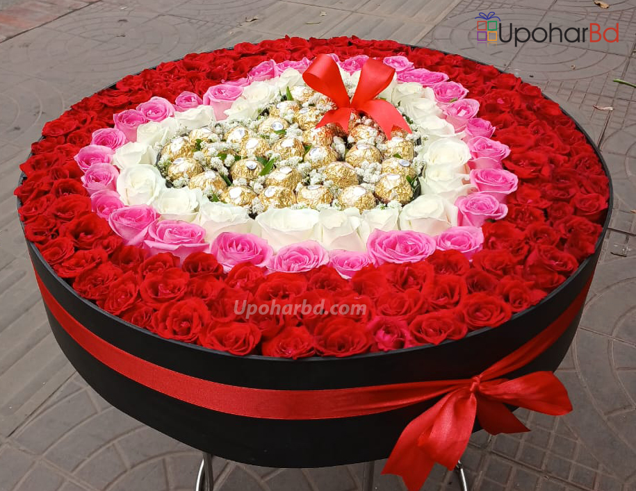 UpoharBD's tweet photo. উপহার পাঠান - কাছে থাকুন🎁
Make this Valentine’s unforgettable express your love with the perfect gift. Explore Valentine's gifts from here 👉 https://t.co/SnlGA2sW31
#ValentinesDay #ValentinesDay2026 #valentinegifts #heartshapedbox #chcolatebox https://t.co/owjvkMvuLd