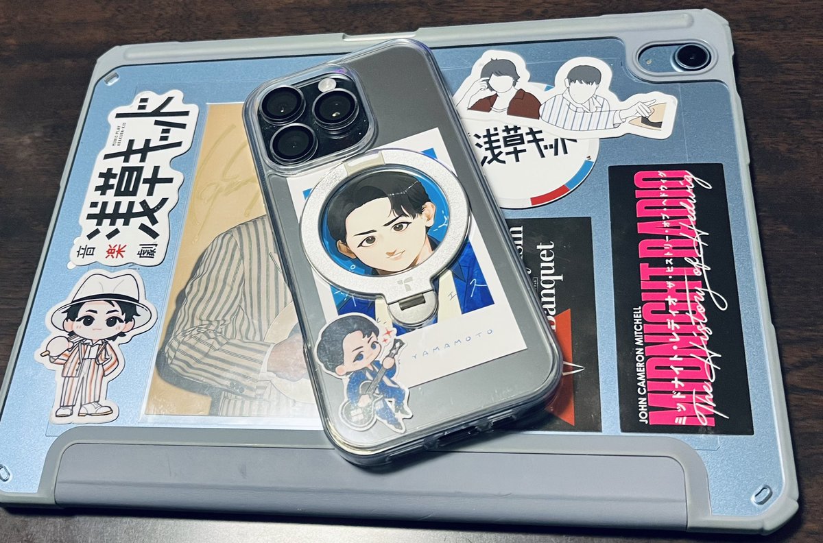 iPhone背面も賑やかになった✌️