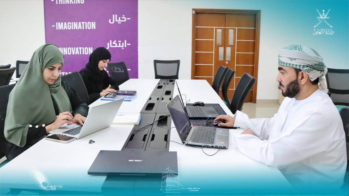 EduGovNBT's tweet photo. بدأ التقييم الأولي لأفكار ومشاريع الفرق الطلابية المشاركة في #هاكاثون_الإبتكار_المهني_والتقني. حيث بلغ عدد الفرق المشاركة: ٨٨٠ فريقًا من ٩٧ مدرسة، فيما بلغ عدد الطلبة الإجمالي: ٣٠٥٧ طالب وطالبة، متوزعين على ٩ مسارات في ٤٥ مجالا.
#فعاليات_تعليمية_شمال_الباطنة https://t.co/VsSz9dnAWk