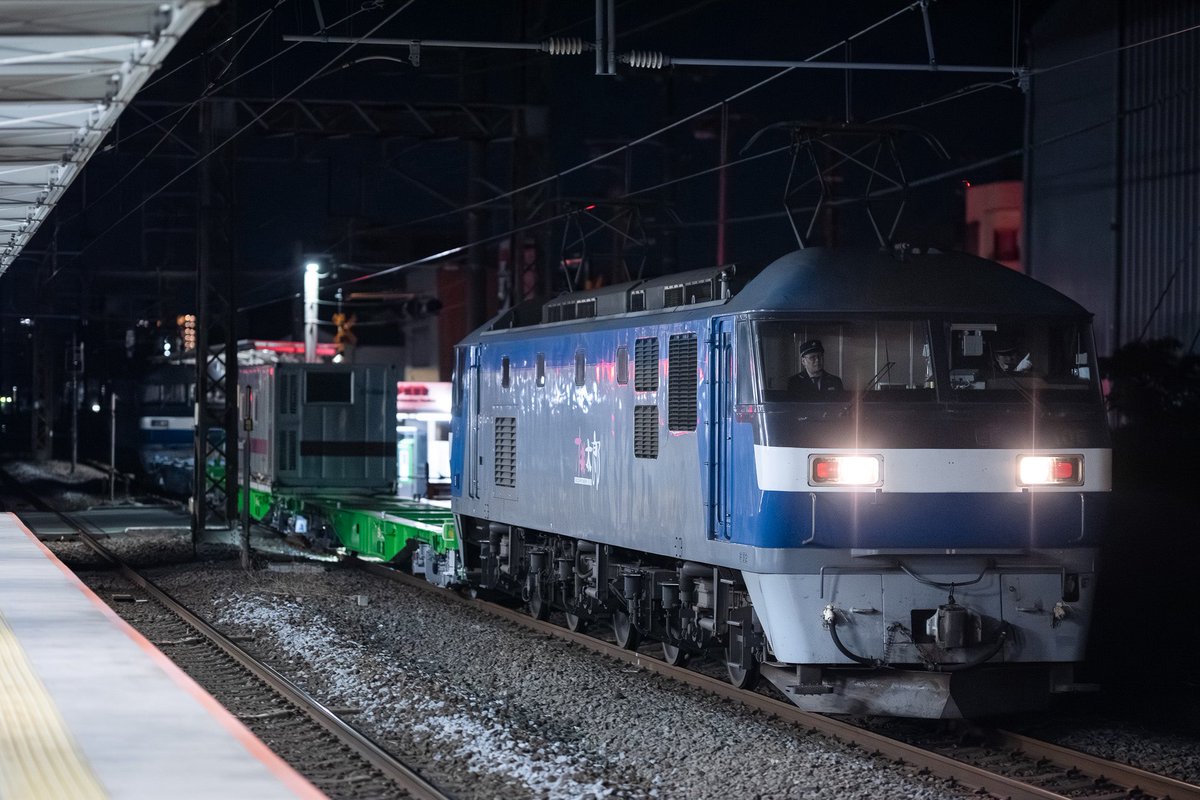 2026/01/30
試9057 ~ 9070
EF210-163 + コキ + EF210-105