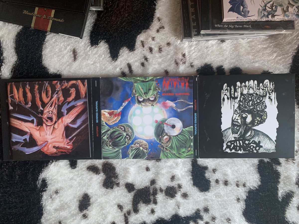 twist3dstrAight's tweet photo. 🤘AUTOPSY ~ Severed Survival🤘
1989 / 2009 Rerelease 🇺🇸
#Digipack #deathmetal #heavymetal
#music #thrash #metal @PeacevilleRecs #Autopsy https://t.co/1lBlURmYux