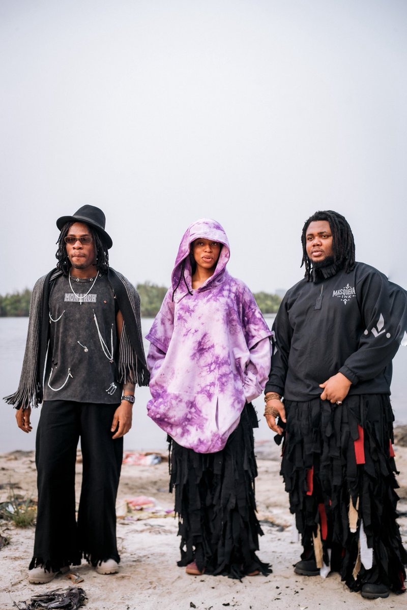YLYoungLegend's tweet photo. "AGABA ROMANTIC" @Joeboy and @_WizardChan_ New joint Ep featuring @qingmadi and @brayethebadger COMING UP!🚨
BE THERE🫵🫵🫵
Happy new month YOUNG LEGENDS🥳#Agabaromantic #joeboy #wizardchan #qingmadi https://t.co/oLTFkvgUDz