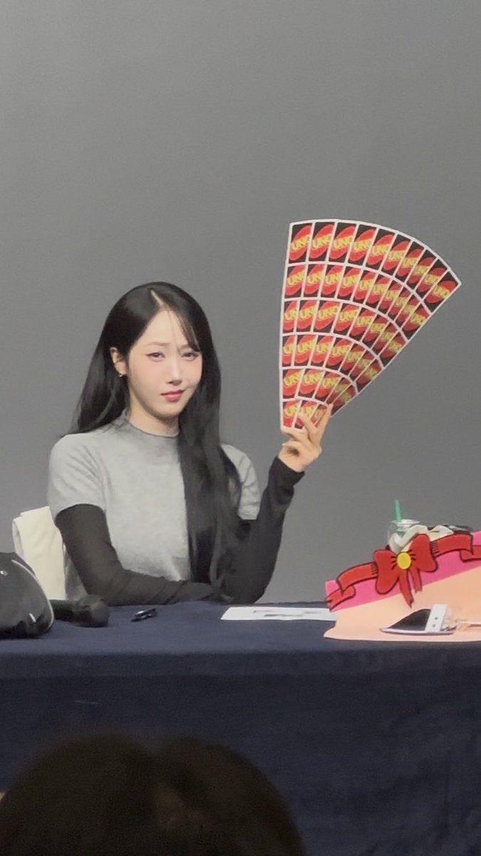 너는나를절대로이길수없으셈ㅋ