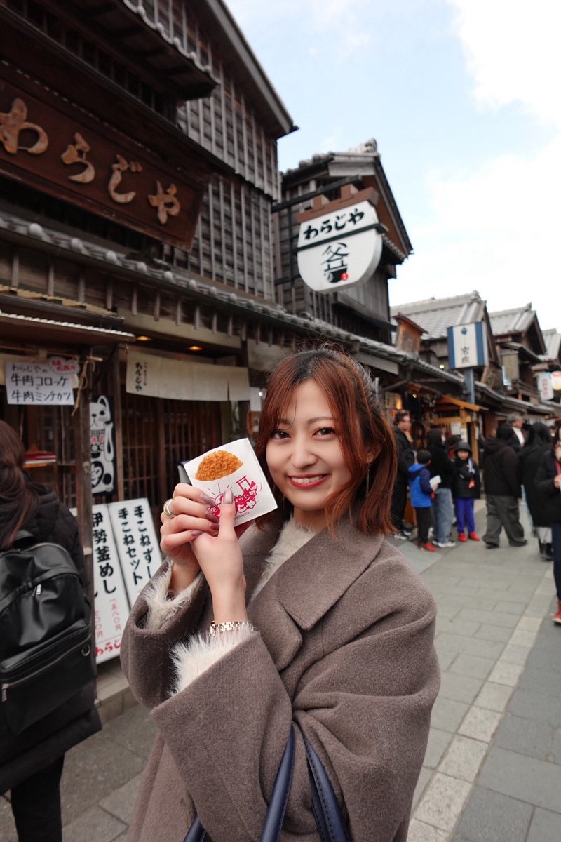 yuika_046's tweet photo. ダイスキなみんなとお伊勢さんに行ってきましたー！
朝から夜まで一緒に居たのに終始笑顔が絶えなくてほんまに幸せやったなぁ🥺

同期7人で集まると出逢えてよかったねって毎回話してるくらい仲良し😌💕笑 https://t.co/I60sXojdPz