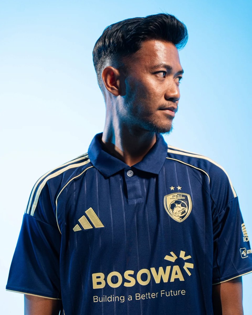 Footy_ShirtNews's tweet image. PSM Makassar🇮🇩 

2025-26 Special Kit by Adidas

#KitNews
