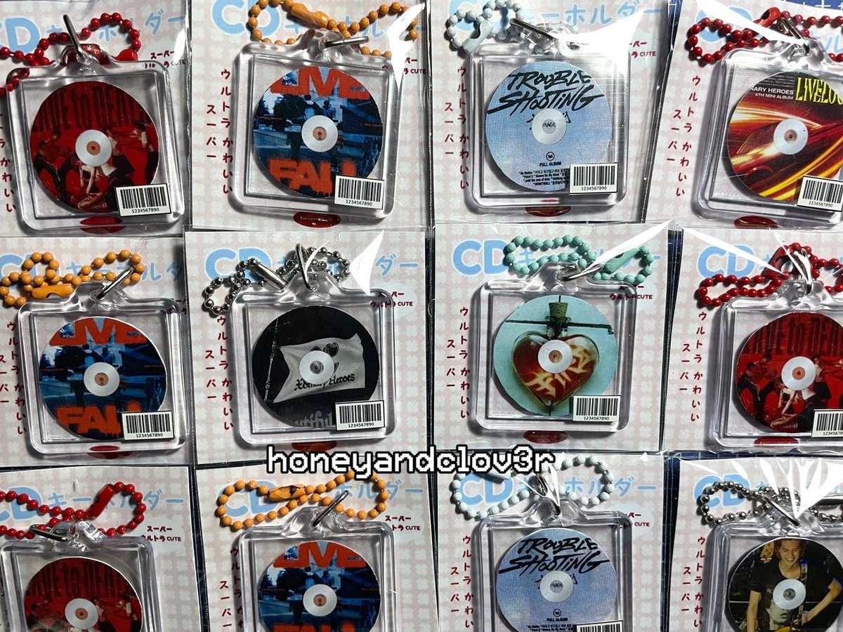 xhs! vills aku lg open po cd keychain ini siapa yg mau ikutan po-nya?? harganya ga nyampe ceban udh bisa custom jg yaa (honeyandclov3r)