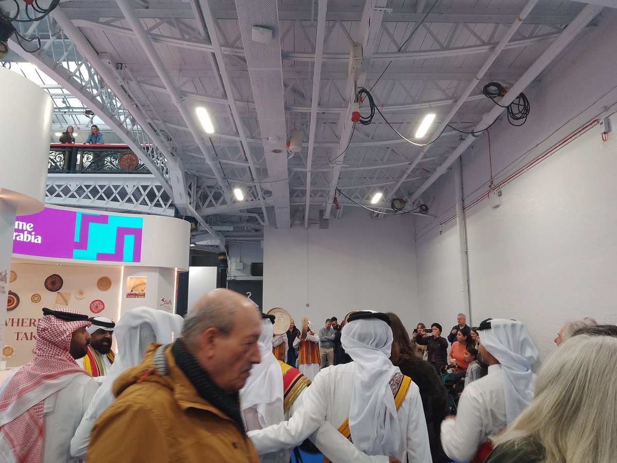 Yippee, it's that time again.  Destinations Travel Show <a href="/olympialondon/">2012 London</a>.  Travel planning time and learning about new destinations #tarlietravels <a href="/wanderlustmag/">Wanderlust magazine</a> <a href="/WendyWuTours/">Wendy Wu Tours</a> <a href="/Travelzoo/">Travelzoo</a> <a href="/StanfordsTravel/">Stanfords</a> <a href="/VisitUSA_UK/">Visit USA UK</a> <a href="/Travelsphere/">Travelsphere</a> @destinations_shows