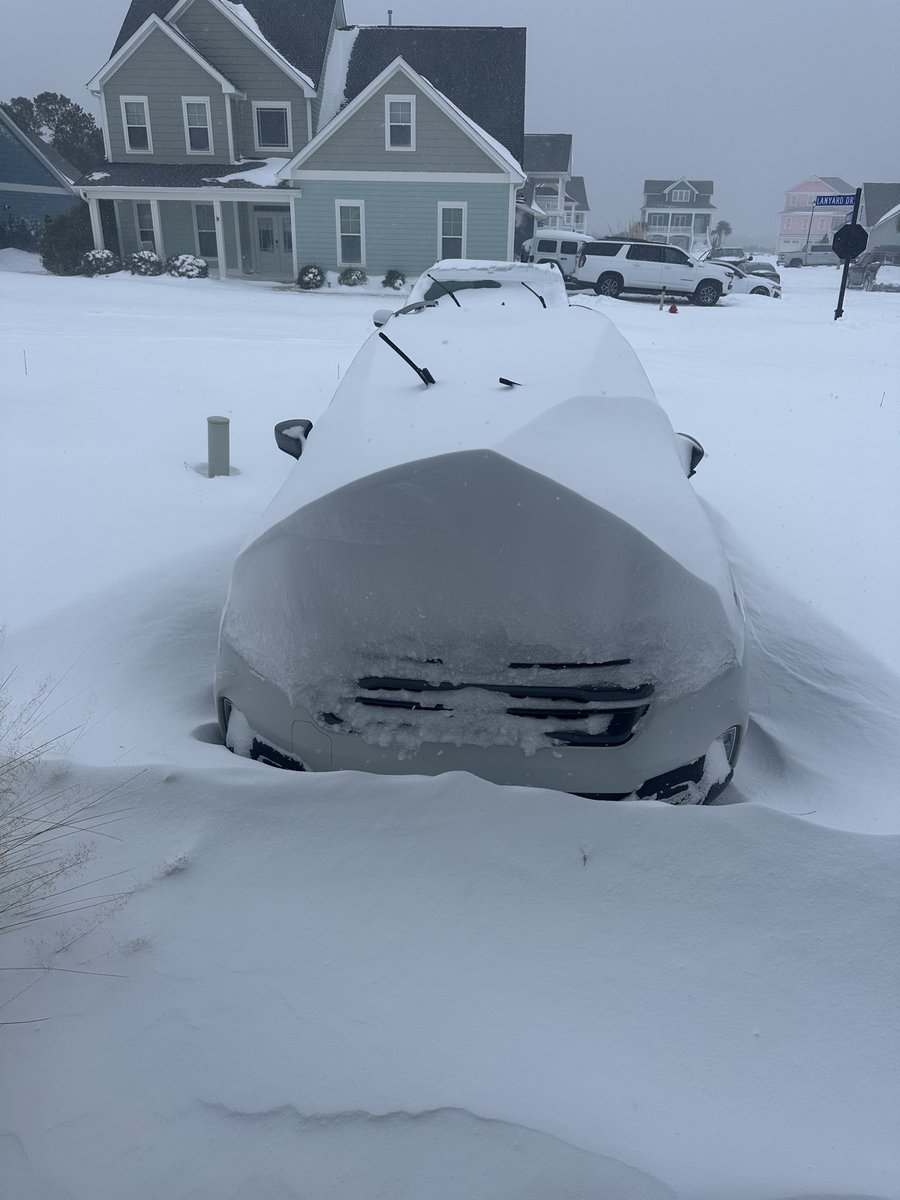 Christine Hanks tweet media