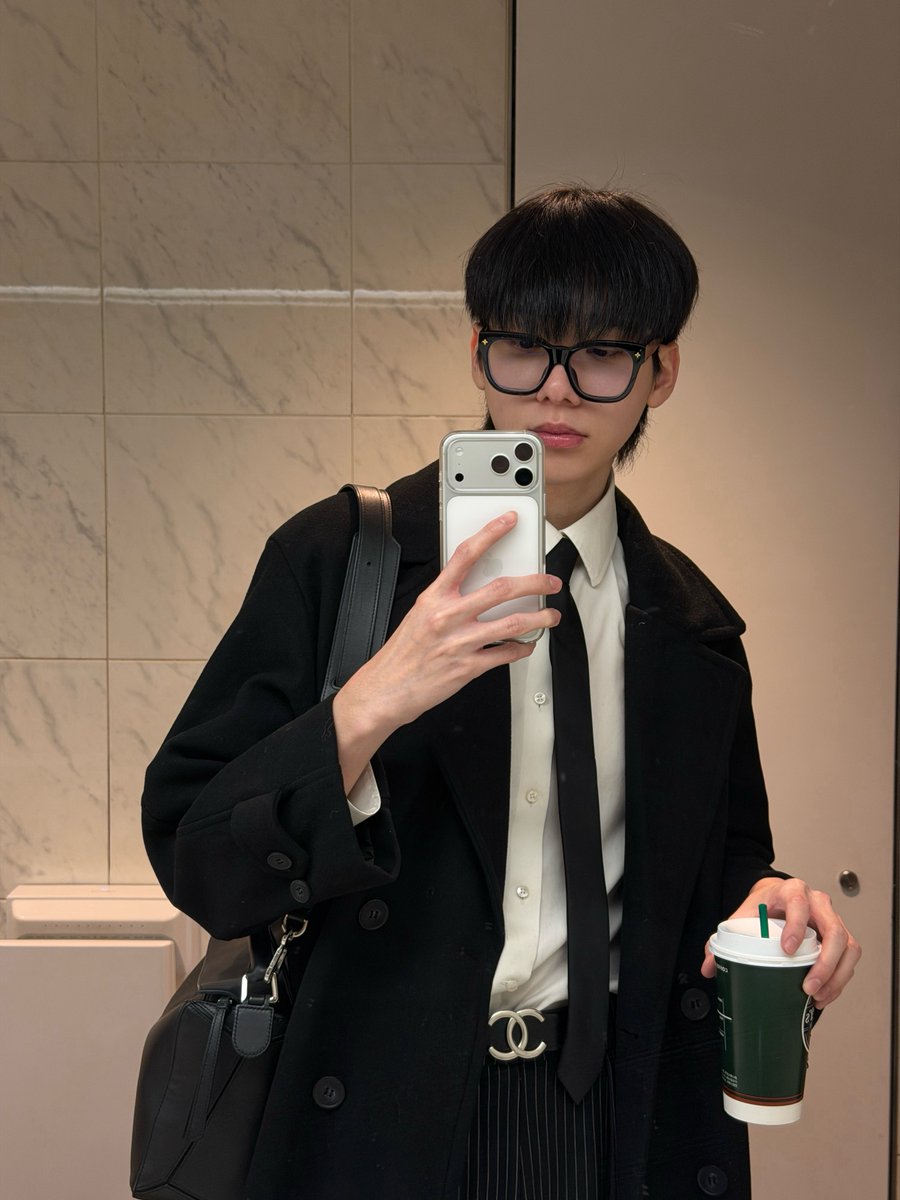 ohmkrit's tweet photo. 🤓 https://t.co/cjGOg1xaHP