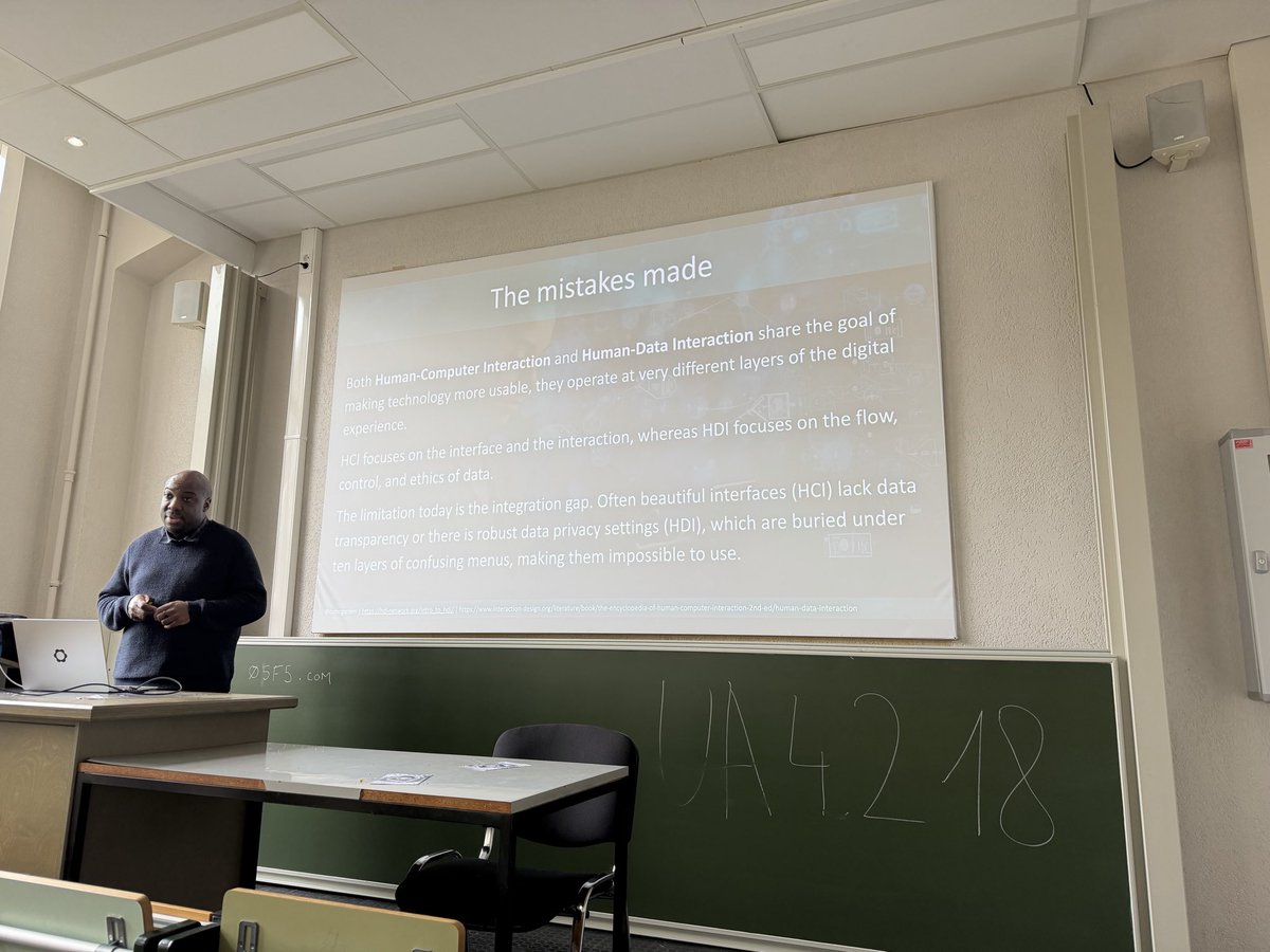 francescocops's tweet photo. Very interesting talk today at @fosdem by @cubicgarden regarding HCI and HDI ✨ https://t.co/QQKaQj6zTh