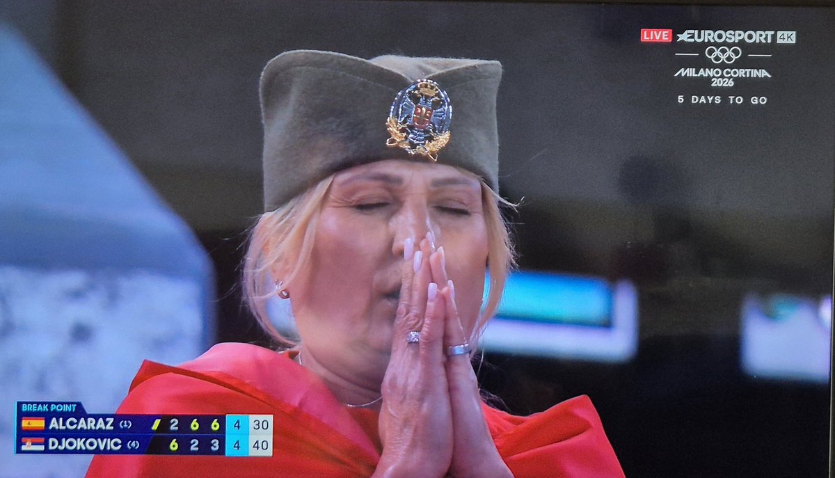 doktorzakrave's tweet photo. Svaki pošteni Srbin trenutno na svetu🇷🇸 https://t.co/8b3svbNqoT