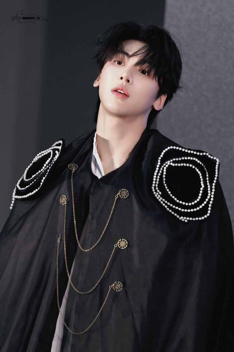 260125 Shanghai

You angel without halo
Gentle demon, lethal 

#YANGDONGHWA #POLARIX 
#양동화 #梁彤华