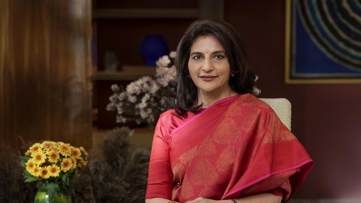 the_hindu's tweet photo. #Budget2026 | The Union Budget 2026 underscores a commitment to building strong institutions, nurturing human capital, and creating systems that serve both present and future generations

✍️ @preethareddy28 

https://t.co/NhFjFeD10U https://t.co/TPseU2xPVe