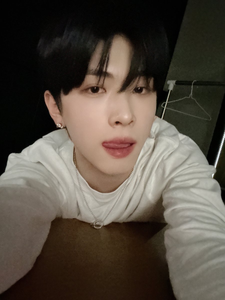 fantasyboys_mem's tweet photo. [#오현태] 

🤗

#FANTASYBOYS #판타지보이즈
#OHHYEONTAE https://t.co/kH2uyWcmEM