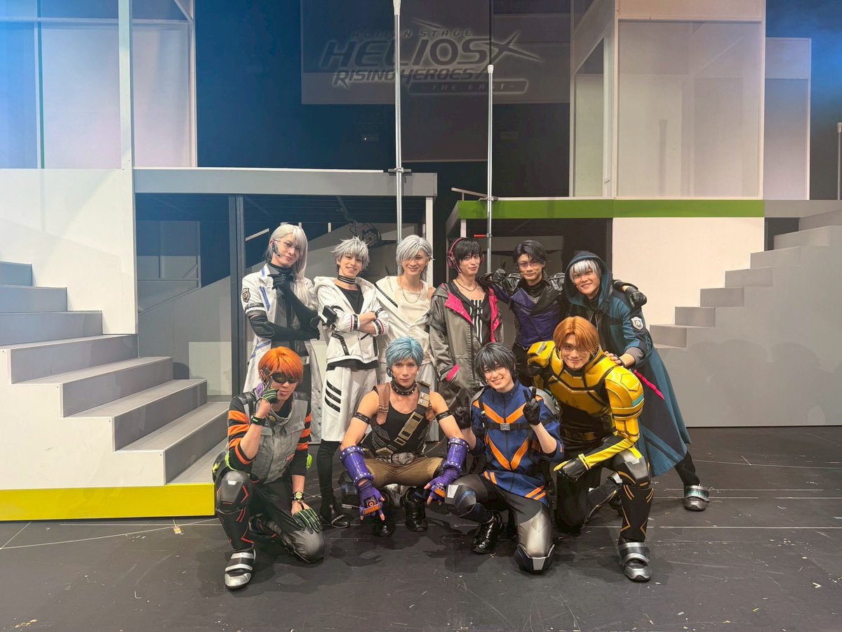 masafumi21yoko's tweet photo. Action Stage
「エリオスライジングヒーローズ」
-THE EAST-
全公演無事終了しました🦔💨
司令の皆様本当にありがとうございました
本公演は初演振り
改めてエリオスR
エリステ
そしてオスカーに出逢えて良かった
また夏に
🦔💨
#エリオスR 
#エリステ 
#感謝 https://t.co/7D0lFPwgEK