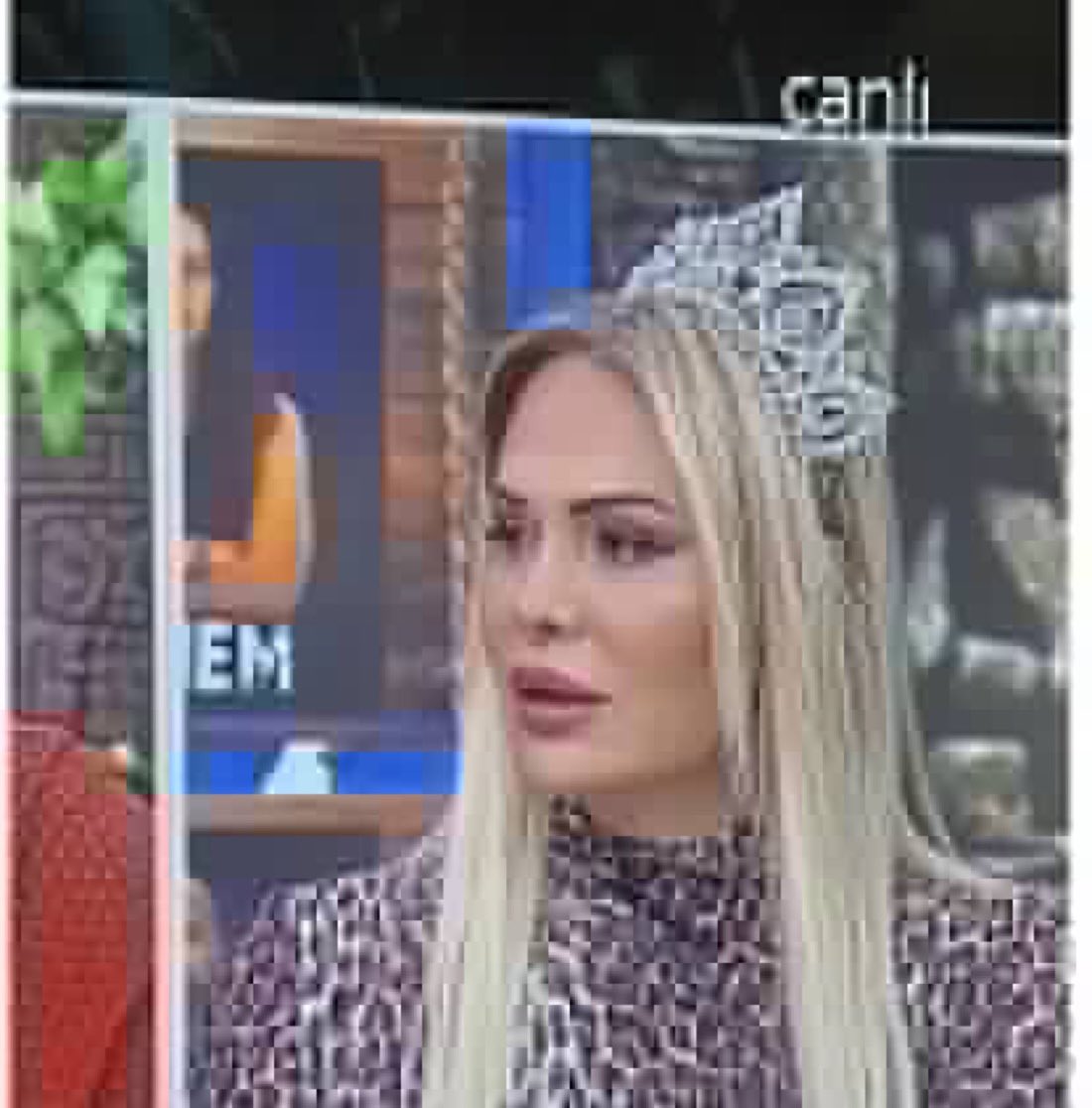 aresbilgi's tweet photo. Geçen sene Nagihan, Damla’nın dış görünüşü ile dalga geçerken Nefise alkış tutuyordu bu sene aynı kaderi kendi yaşıyor.. ilahi adalette zaman aşımı yoktur..😉 #Survivor2026 #SurvivorAllStar2026 https://t.co/EprGCbh8ae