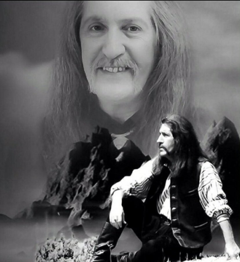 Ne çok şey Öğrendik Senden…
Rahmet,Minnet ve Özlemle anıyoruz Seni

Mekanın Cennet-i A’la Olsun..

#barismanco