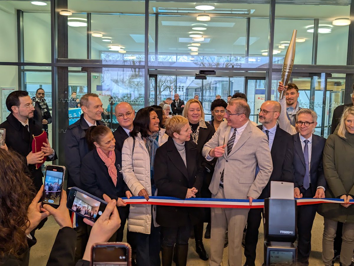 Clémentine Autain tweet media