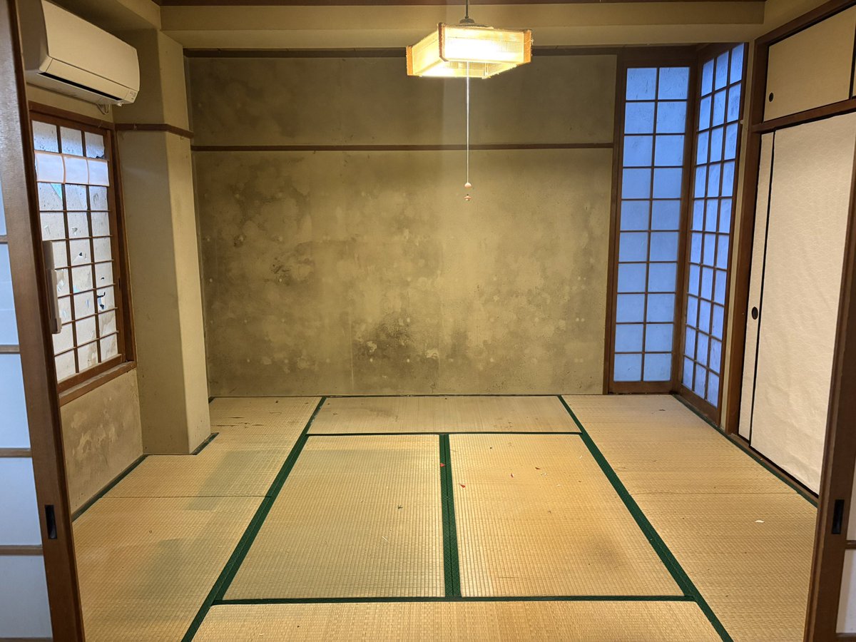 wabisuke369's tweet photo. どうやったらこんなになるんだろう？
焼けてる？いや腐ってる。 https://t.co/PuKPIfXFCM